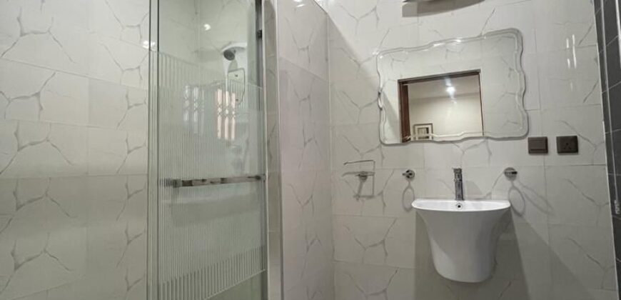 5 FULLY FURNISHED BEDROOM LUXURIOUS EXECUTIVE HOUSE FOR SALE