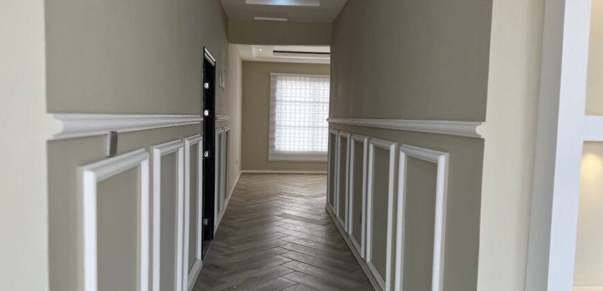 4bedroom storey building semi furnished located at Lashibi sakumono