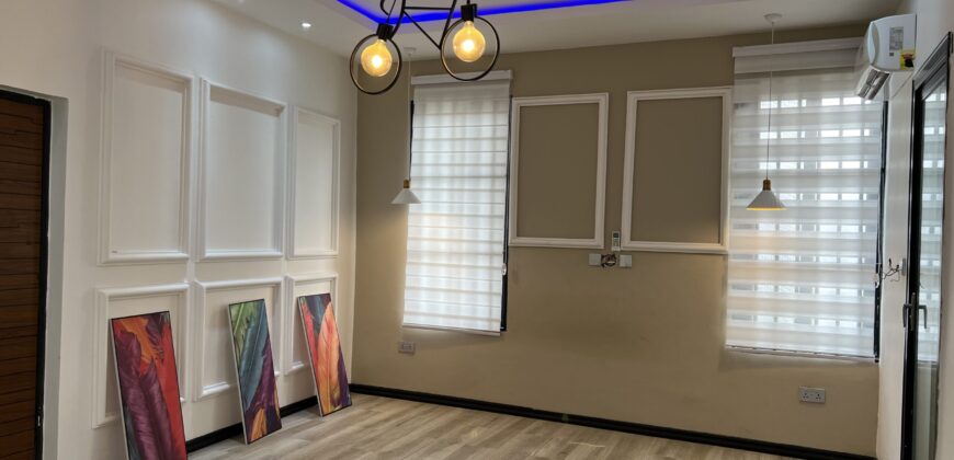 4bedroom storey building semi furnished located at Lashibi sakumono