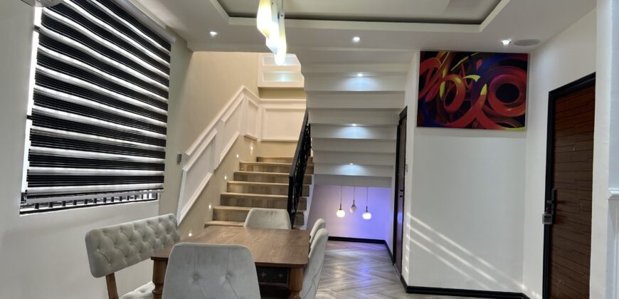 4bedroom storey building semi furnished located at Lashibi sakumono