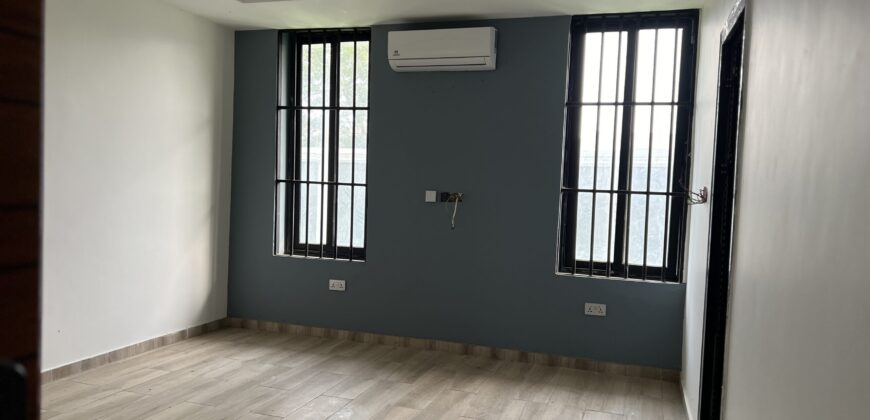 4bedroom storey building semi furnished located at Lashibi sakumono