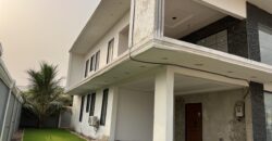 4bedroom storey building semi furnished located at Lashibi sakumono