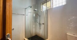 Six(6) bedroom town house 🏡 for rent at airport hills for $3,500 semi furnished