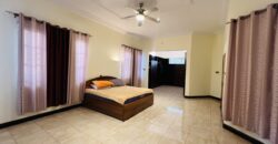 Six(6) bedroom town house 🏡 for rent at airport hills for $3,500 semi furnished