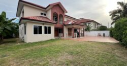 Six(6) bedroom town house 🏡 for rent at airport hills for $3,500 semi furnished