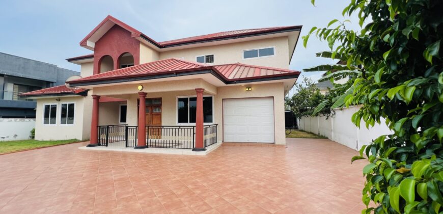 Six(6) bedroom town house 🏡 for rent at airport hills for $3,500 semi furnished