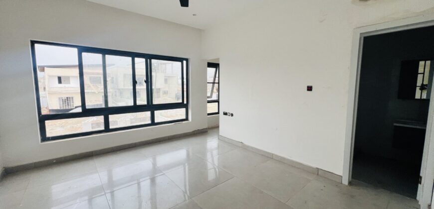 Five (5) bedroom house with Boysquarters for sale at Tseaddo