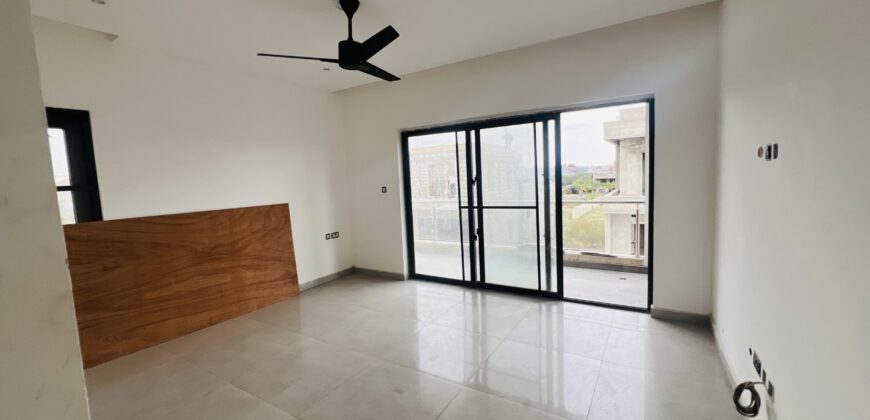 Five (5) bedroom house with Boysquarters for sale at Tseaddo