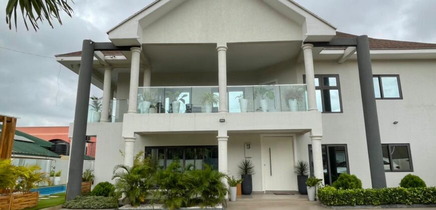six (6) bedroom house with Boysquarters for sale at Adjiringanor fully furnished