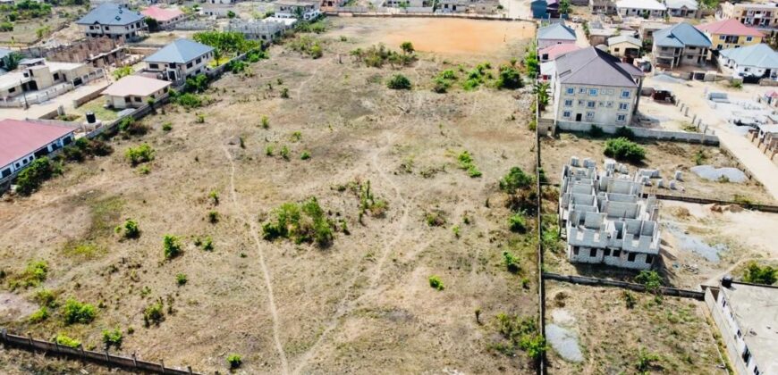 Landed property Alert 30 plots of Titled land at Amasaman close to the Pokuase interchange selling