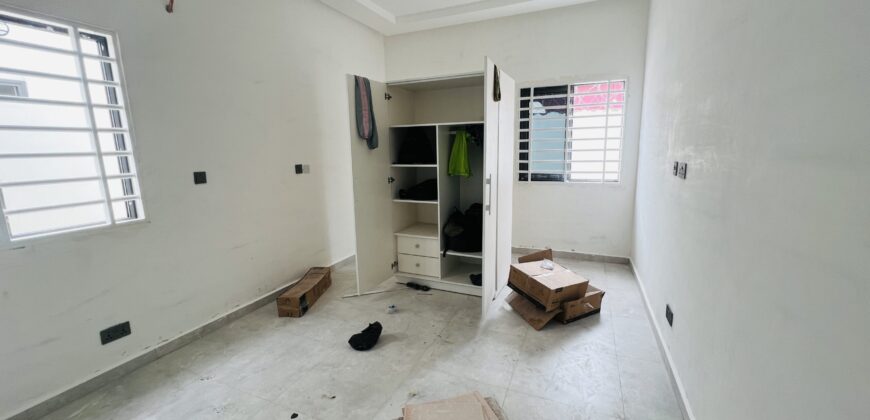 BRAND-NEW 3BEDROOM BIG COMPOUND FOR SALE AT SPINTEX , ACCRA GHANA