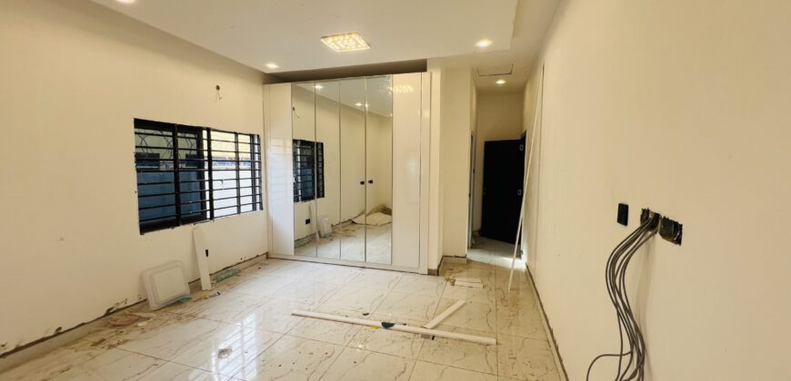 BRAND-NEW 3BEDROOM WITH BOYSQUARTERS// BIG COMPOUND FOR SALE AT SPINTEX , ACCRA GHANA