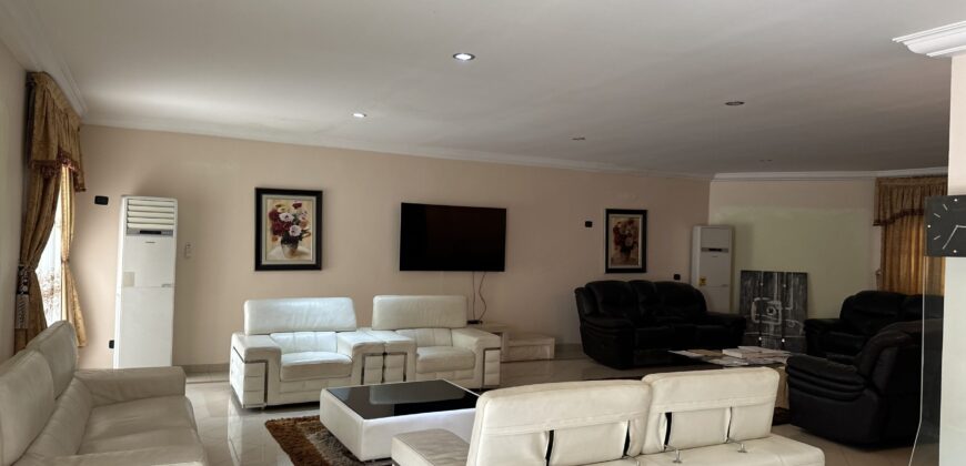 5bedroom furnished house for sale at Trassaco ESTATE Adjiringanor Huge Backyard with swimming pool