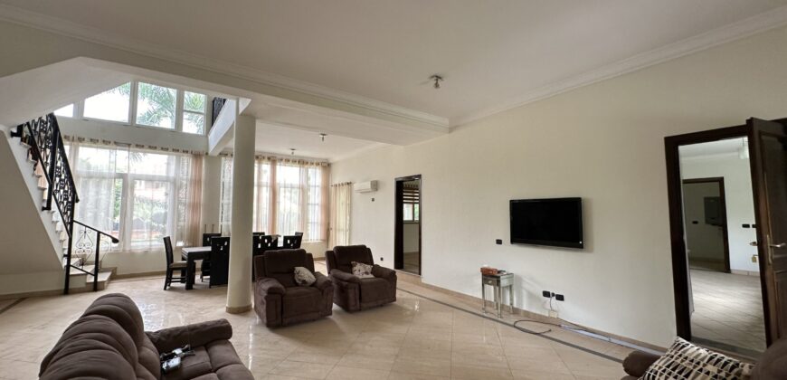 4 bedroom house with 2Boysquarters for sale at Trassaco ESTATE Adjiringanor Huge Backyard