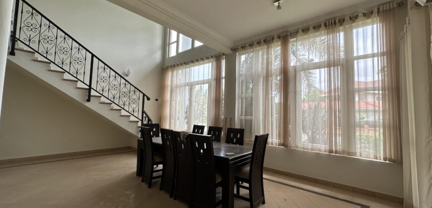 4 bedroom house with 2Boysquarters for sale at Trassaco ESTATE Adjiringanor Huge Backyard