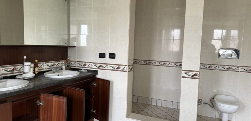 4 bedroom house with 2Boysquarters for sale at Trassaco ESTATE Adjiringanor Huge Backyard