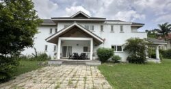 4 bedroom house with 2Boysquarters for sale at Trassaco ESTATE Adjiringanor Huge Backyard