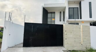 CUSTOMED MADE EXCLUSIVELY FOR BILLCOTEY‘S CLIENT BRAND-NEW 3BEDROOM WITH BOYS-QUARTERS FOR SALE AT SPINTEX , ACCRA GHANA