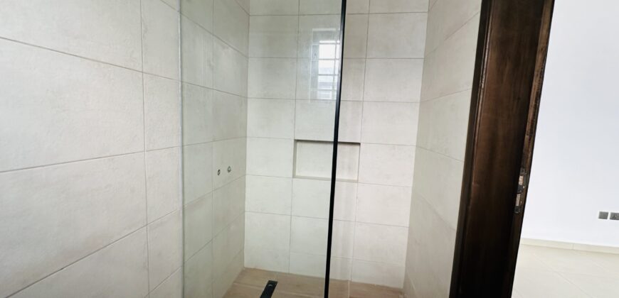 3BEDROOM HOUSE WITH BOYS QUARTERS FOR SALE IN ACCRA-GHANA AT GRADA ESTATE SPINTEX