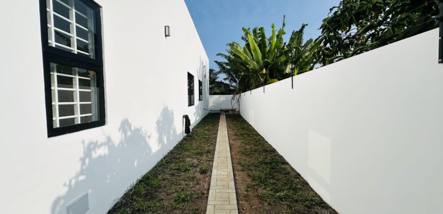 3BEDROOM HOUSE WITH BOYS QUARTERS FOR SALE IN ACCRA-GHANA AT GRADA ESTATE SPINTEX
