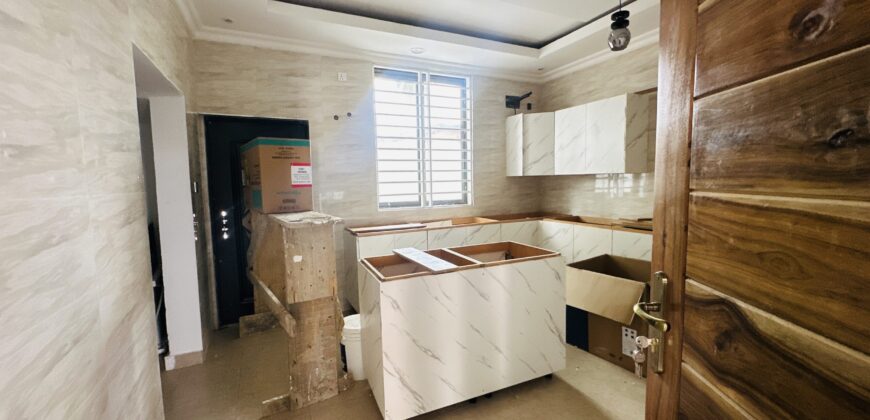 4BEDROOM  HOUSE FOR SALE @ SPINTEX