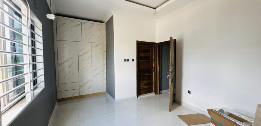 4BEDROOM  HOUSE FOR SALE @ SPINTEX