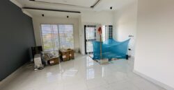 4BEDROOM  HOUSE FOR SALE @ SPINTEX