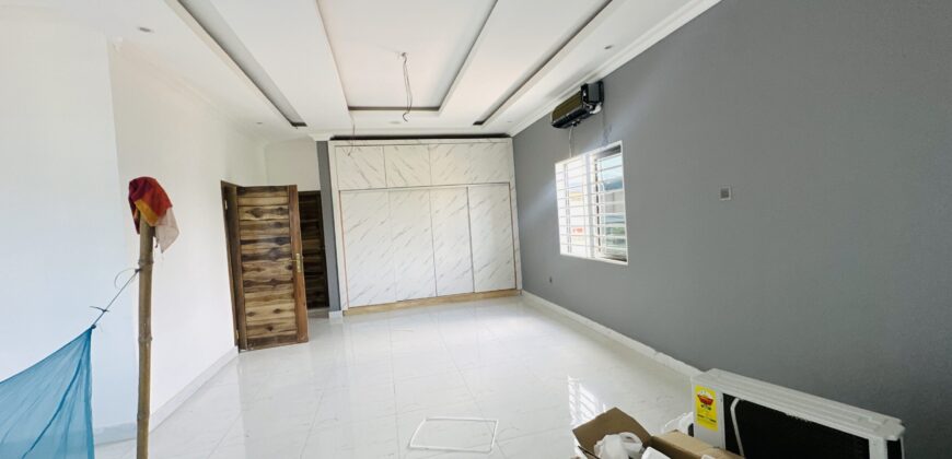 4BEDROOM  HOUSE FOR SALE @ SPINTEX