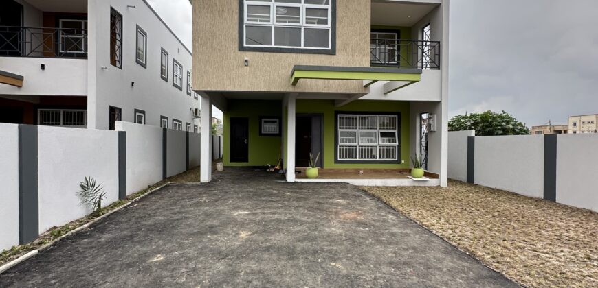 ULTRA MODERN 4BEDROOM  HOUSE FOR SALE @ LAKESIDE