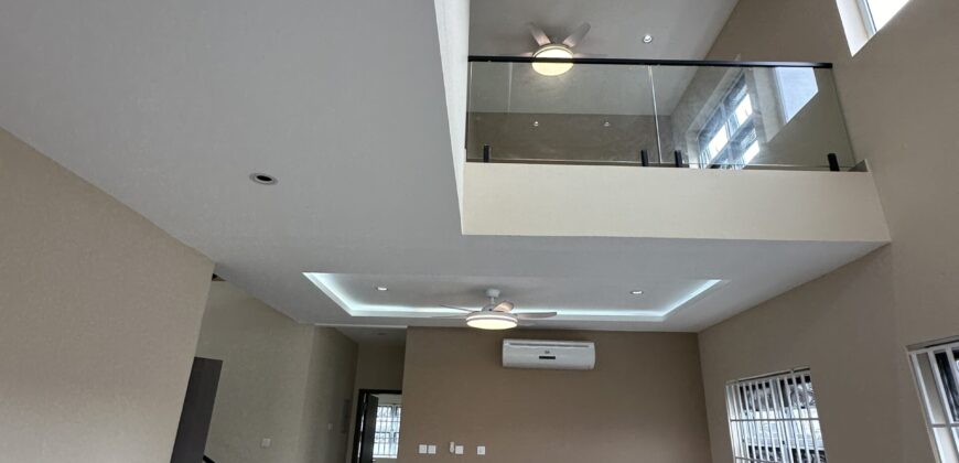 ULTRA MODERN 4BEDROOM  HOUSE FOR SALE @ LAKESIDE