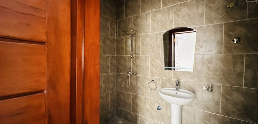 Discover the Ultimate Family Home in Spintex, Community 18!