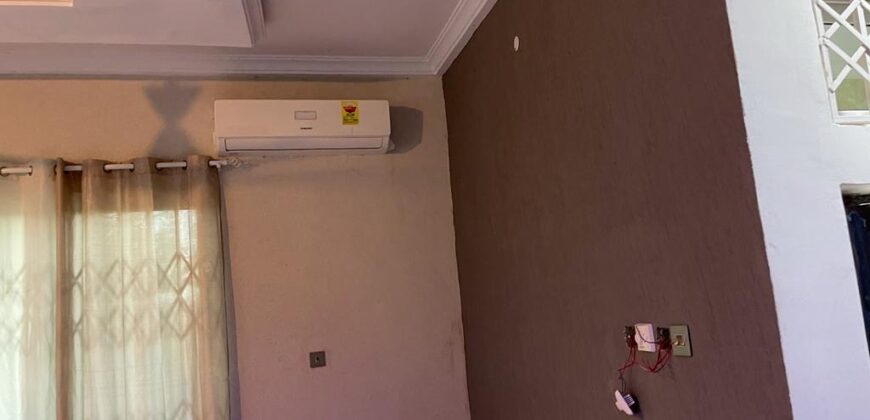 7 bedrooms house to RENT at community 25