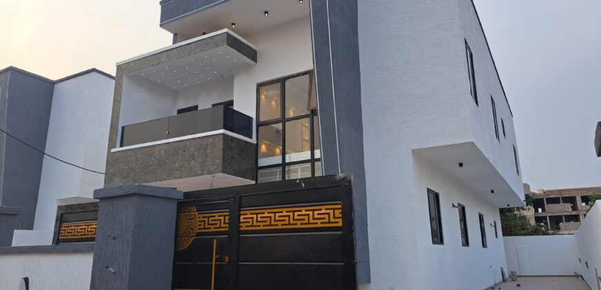 4BEDROOMS DUPLEX 4SALE LASHIBI COM14
