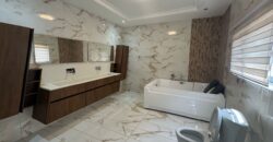 Ultra modern 5 bedroom house for sale in lakeside estate