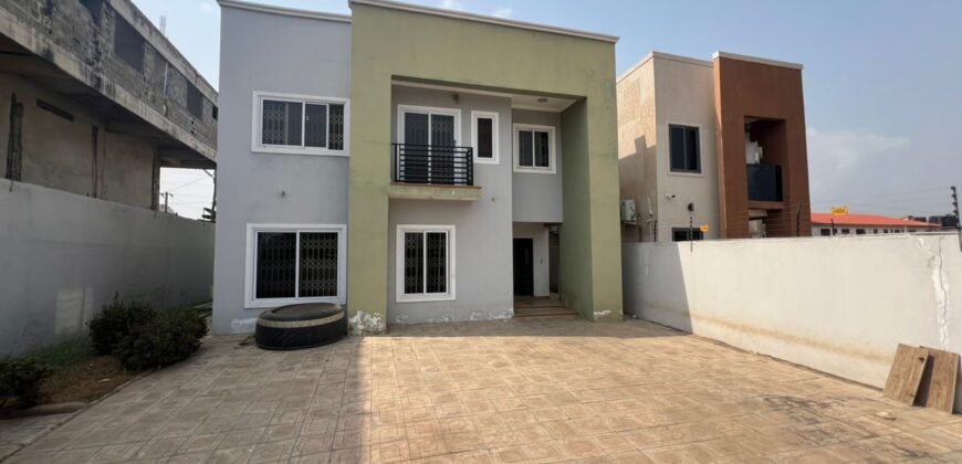 Spacious 4-Bedroom House for Sale – Sakumono Spintex (Near Vivian Farms)