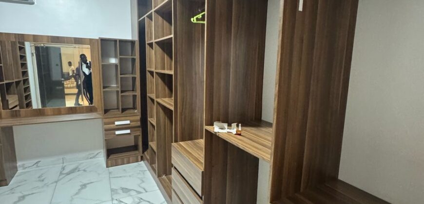 Ultra modern 5 bedroom house for sale in lakeside estate