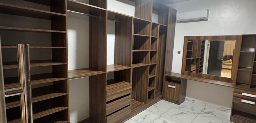 Ultra modern 5 bedroom house for sale in lakeside estate