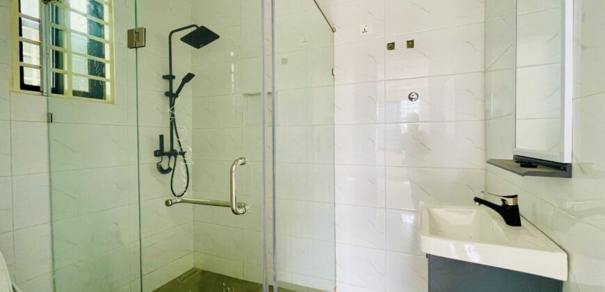 HOT DEAL! 4-Bedroom House for Sale in Spintex HFC – $185,000