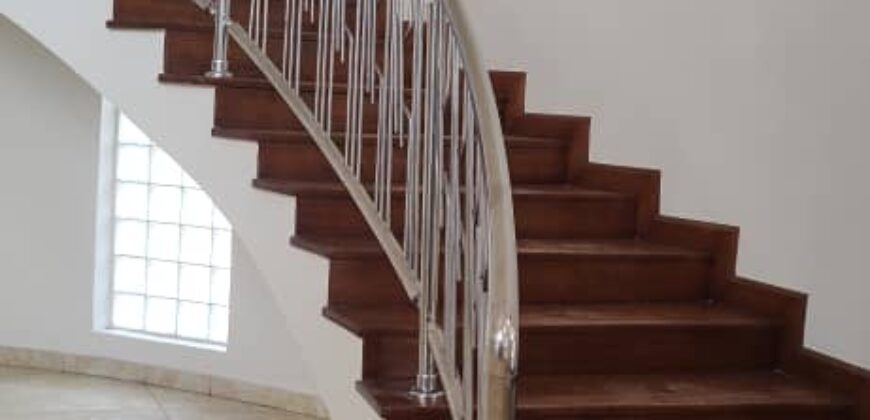 Luxury 4-Bedroom House for Rent – AU Village, Cantonments