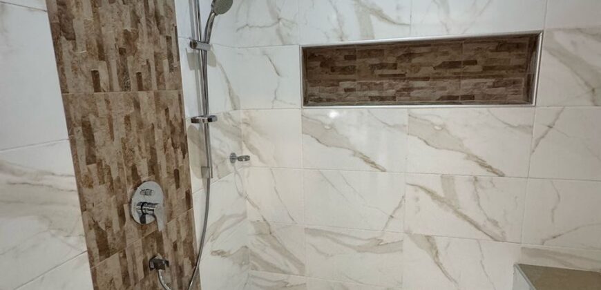 Ultra modern 5 bedroom house for sale in lakeside estate