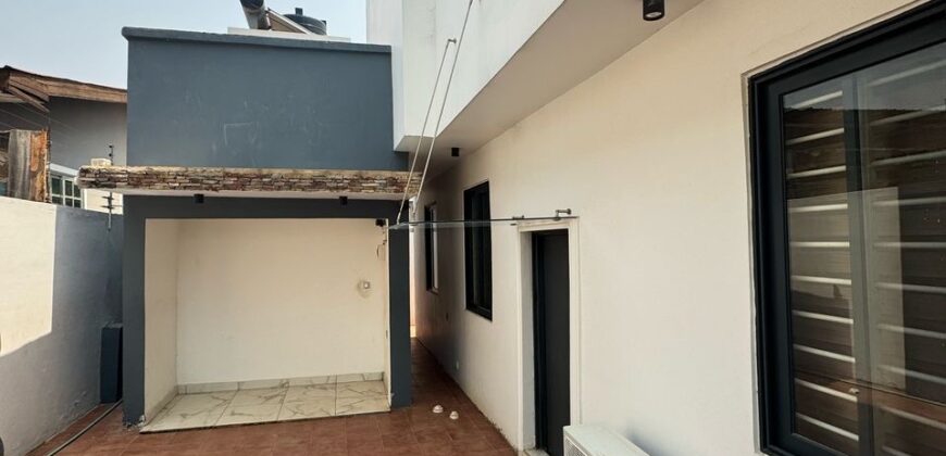 Ultra modern 5 bedroom house for sale in lakeside estate