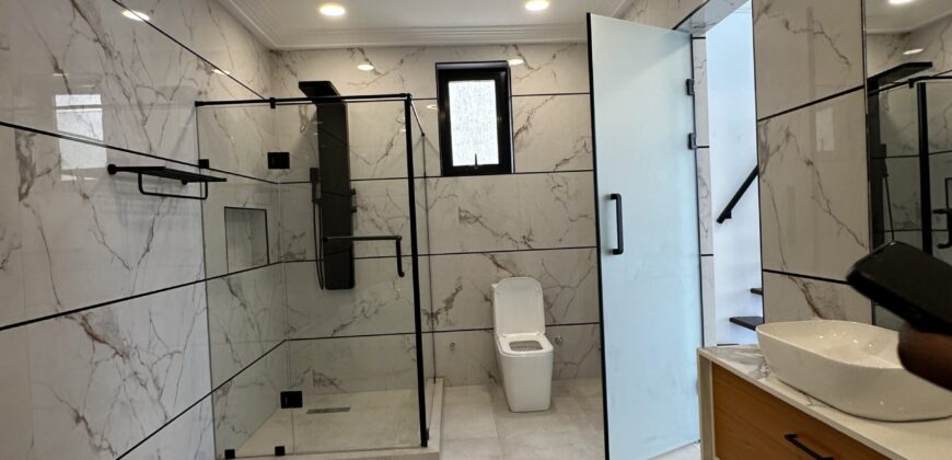 Luxury 4-Bedroom House for Sale – East Legon | $600,000