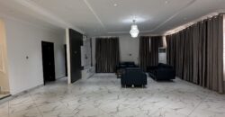 Stunning 5-Bedroom Home for Sale – Lakeside