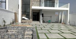 Modern 4-Bedroom Luxury Home with Swimming Pool & Outer House – School Junction, Accra