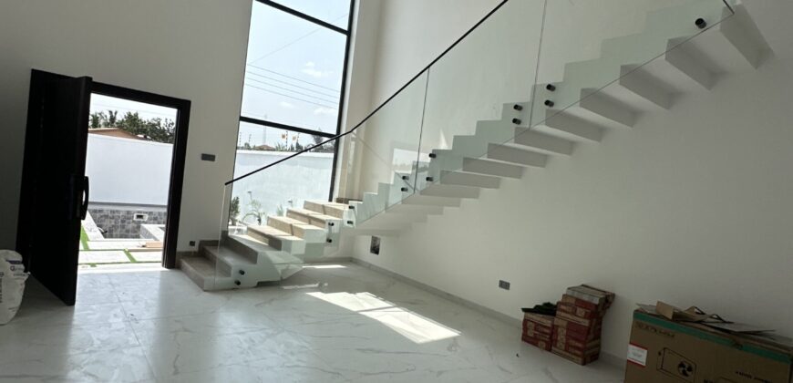Modern 4-Bedroom Luxury Home with Swimming Pool & Outer House – School Junction, Accra