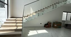 Modern 4-Bedroom Luxury Home with Swimming Pool & Outer House – School Junction, Accra