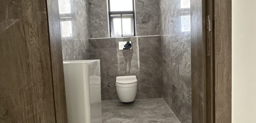 Modern 4-Bedroom Luxury Home with Swimming Pool & Outer House – School Junction, Accra