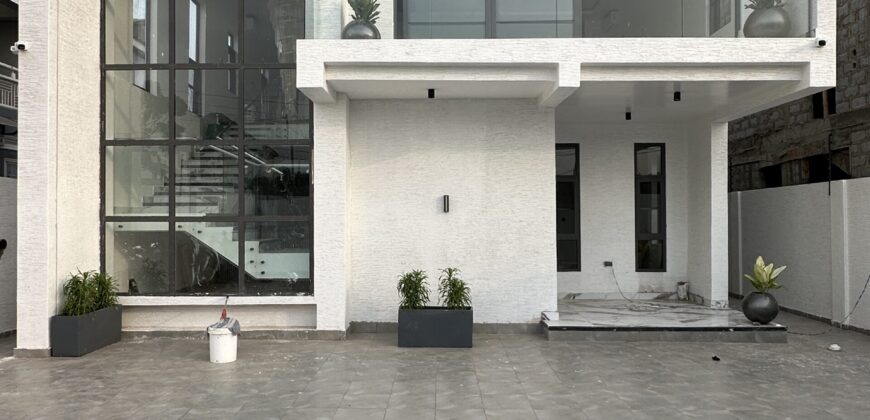 For Sale: Stunning 4-Bedroom Home with Swimming Pool