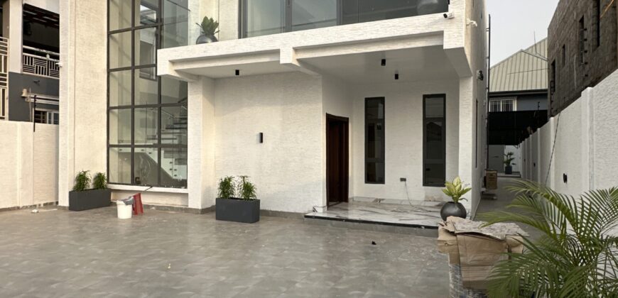 For Sale: Stunning 4-Bedroom Home with Swimming Pool