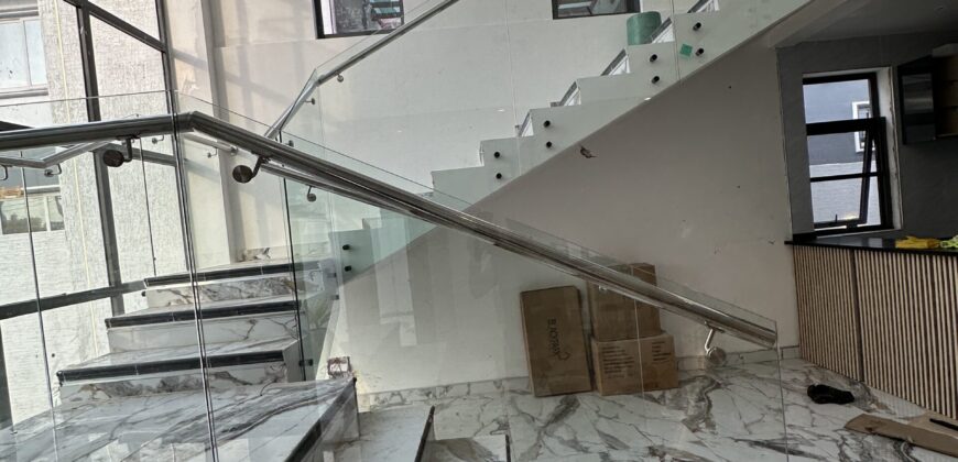 For Sale: Stunning 4-Bedroom Home with Swimming Pool